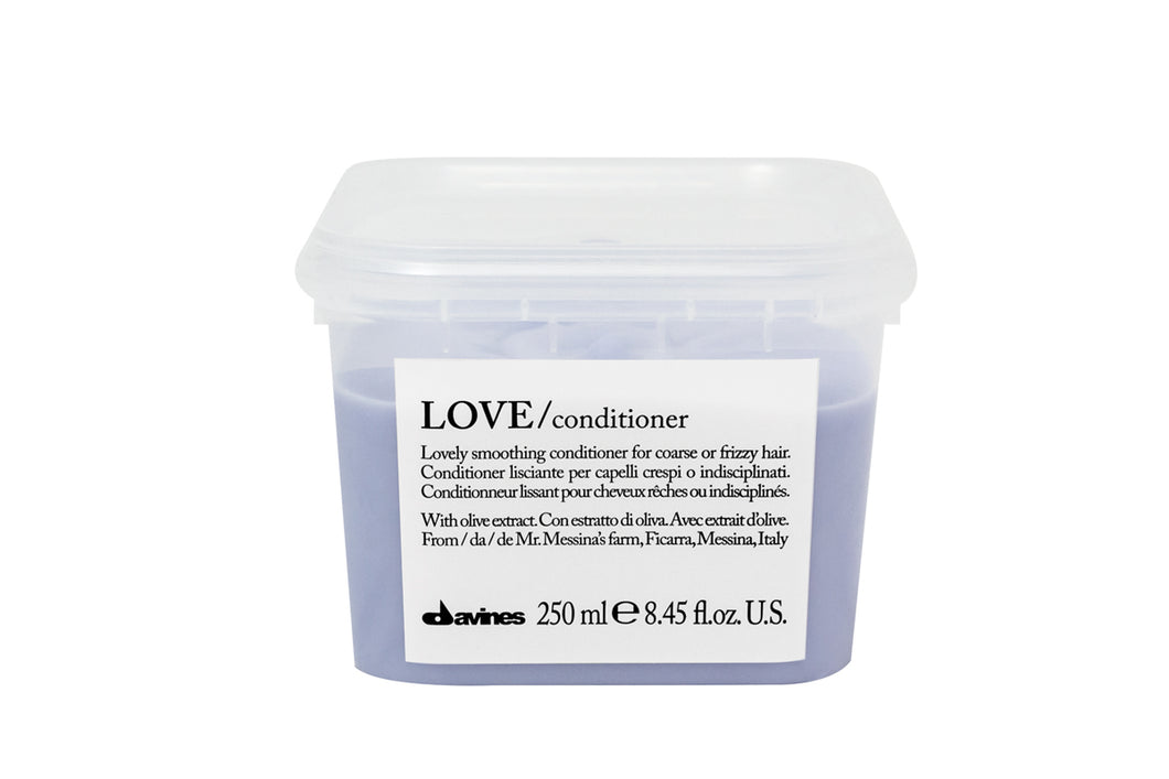 Davines Essential Love Smoothing Conditioner